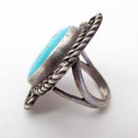 Big Turquoise Sterling Silver Ring - Vintage Southwestern Jewelry