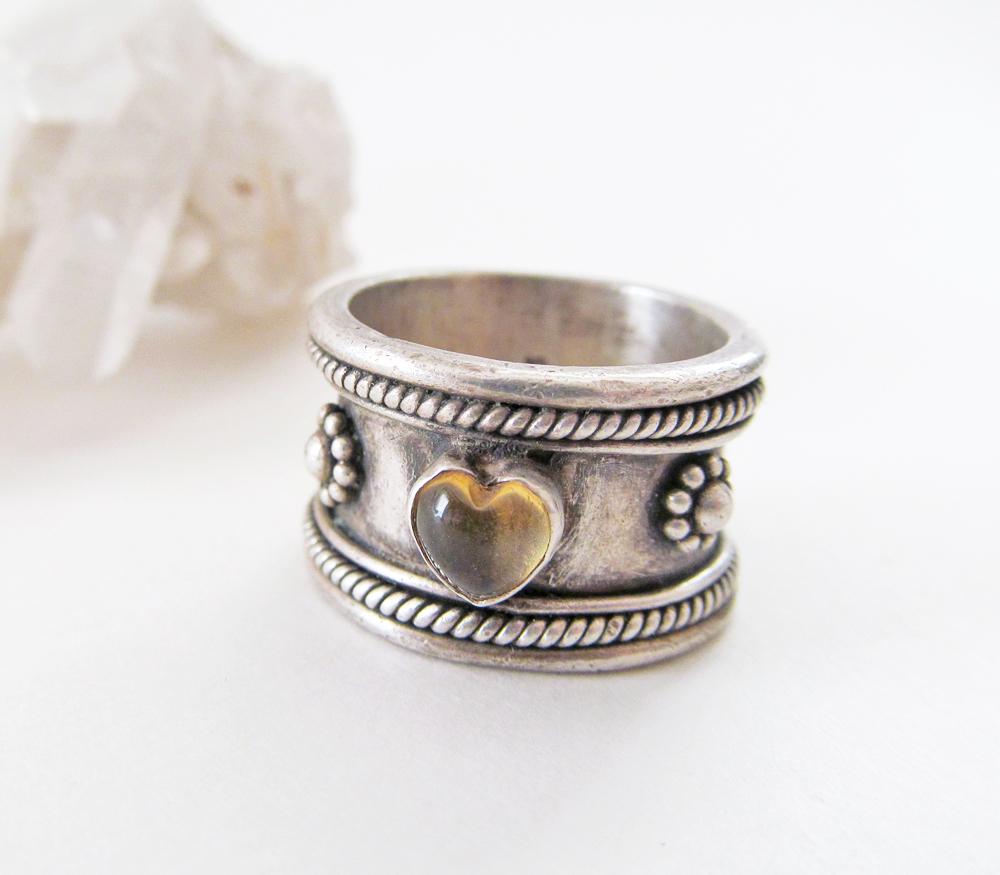 Vintage Sterling Silver Band Ring with Heart Shaped Smoky Quartz Gemstone