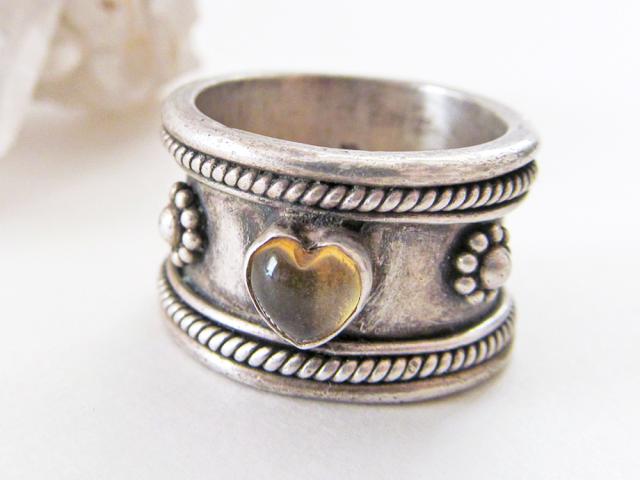 Vintage Sterling Silver Band Ring with Heart Shaped Smoky Quartz Gemstone